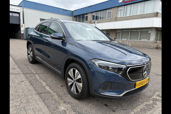 Mercedes-Benz EQA 250 Business Solution Luxery