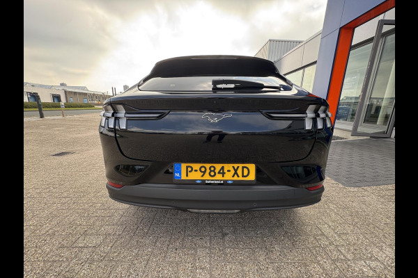 Ford Mustang Mach-E Extended RWD 98 kWh 294pk | Technology Pack | Afneembare Trekhaak