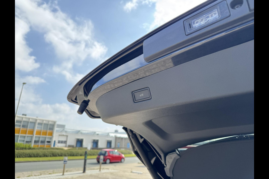 Ford Explorer Premium Extended Range AWD 79 kWh 11.000 KM | SOH 99% | Volledig Lederen Interieur