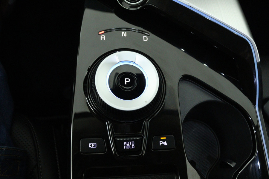 Kia Ev6 Plus 77.4 kWh (100% Soh, STUUR-/STOELVERWARMING, ADAPTIEVE CRUISE, AUTOPILOT, CAMERA, SFEERVERLICHTING, LEDER, MEMORY)