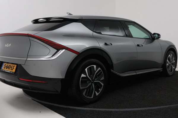 Kia Ev6 Plus 77.4 kWh (100% Soh, STUUR-/STOELVERWARMING, ADAPTIEVE CRUISE, AUTOPILOT, CAMERA, SFEERVERLICHTING, LEDER, MEMORY)