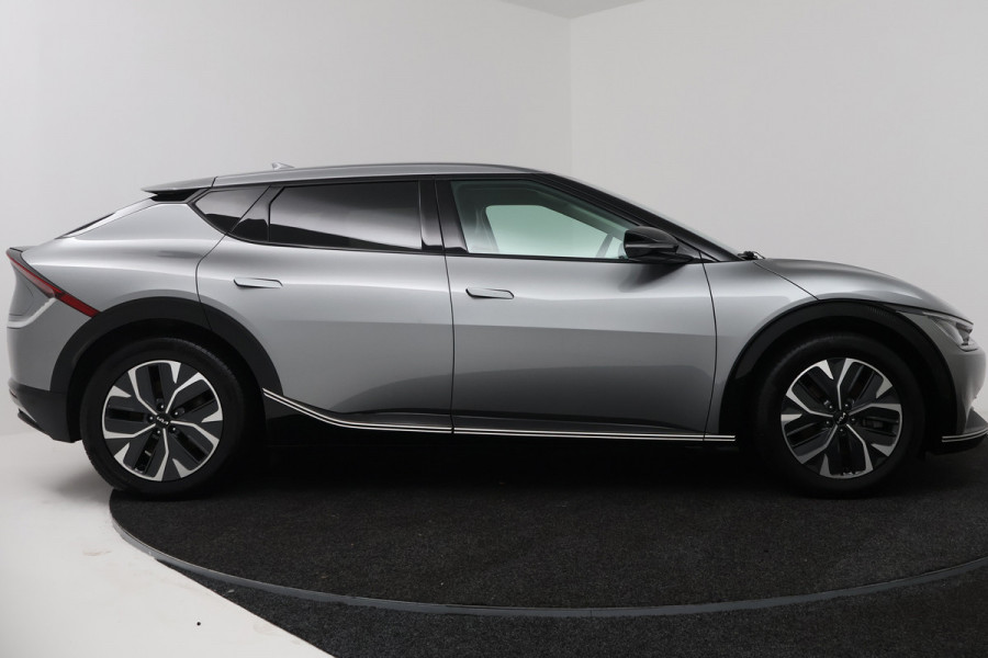 Kia Ev6 Plus 77.4 kWh (100% Soh, STUUR-/STOELVERWARMING, ADAPTIEVE CRUISE, AUTOPILOT, CAMERA, SFEERVERLICHTING, LEDER, MEMORY)