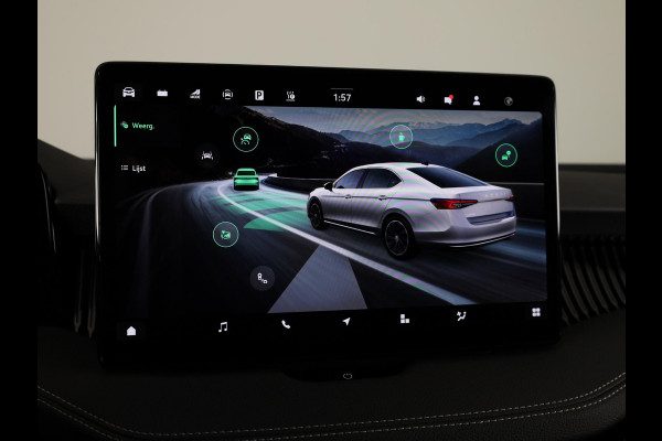 Škoda Superb 1.5 TSI PHEV Sportline Business 1.5 TSI PHEV 200 kW / 272 PK Hatchback 6 versn. DSG | Canton | 360 camera | stoelmassage | stoelventilatie |