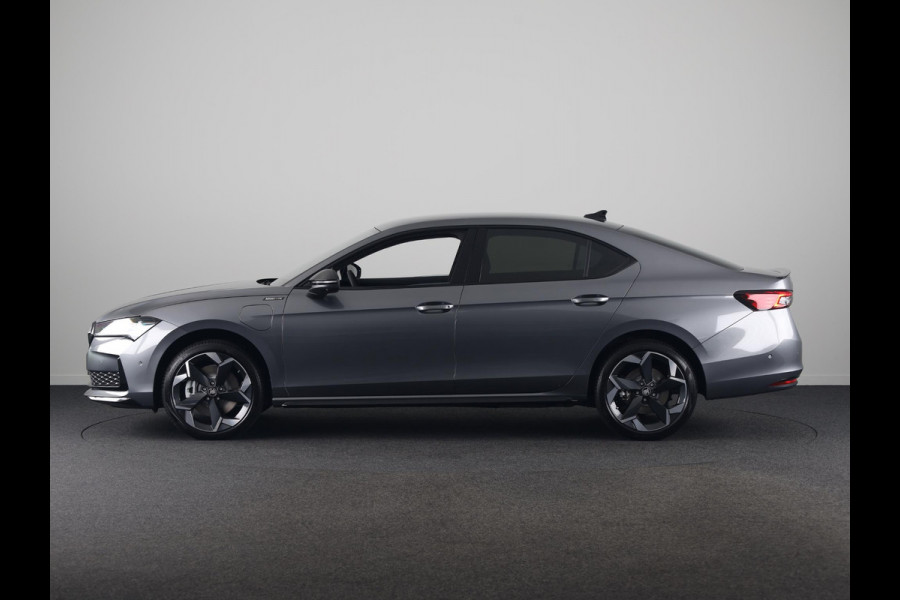 Škoda Superb 1.5 TSI PHEV Sportline Business 1.5 TSI PHEV 200 kW / 272 PK Hatchback 6 versn. DSG | Canton | 360 camera | stoelmassage | stoelventilatie |