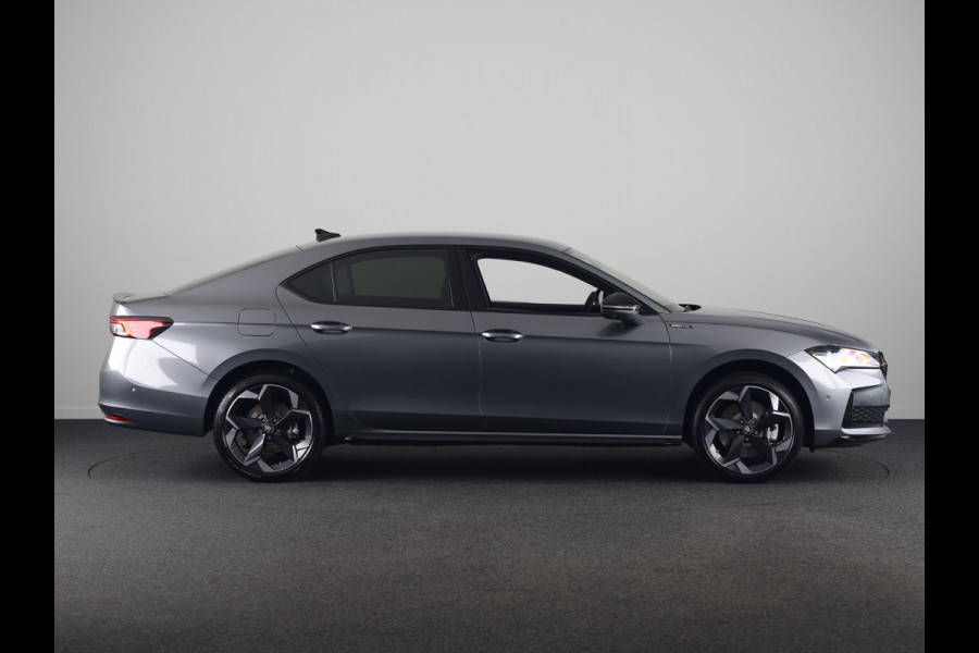 Škoda Superb 1.5 TSI PHEV Sportline Business 1.5 TSI PHEV 200 kW / 272 PK Hatchback 6 versn. DSG | Canton | 360 camera | stoelmassage | stoelventilatie |