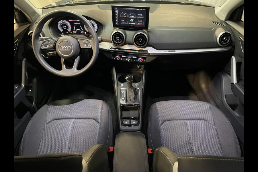 Audi Q2 35 TFSI S Edition 17"/Matrix LED/Camera/Adaptieve cruise/Keyless/PDC v+a/Stoelverwarming/Apple Carplay & Android Auto