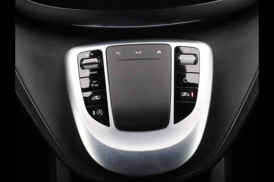 Mercedes-Benz V-Klasse 300d Extra Lang DC AMG Memory, Distronic, Trekhaak, Burmester