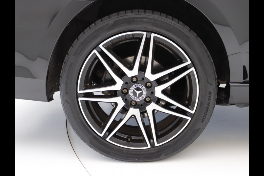 Mercedes-Benz V-Klasse 300d Extra Lang DC AMG Memory, Distronic, Trekhaak, Burmester