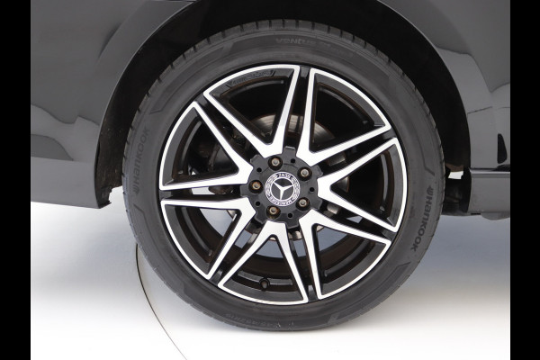 Mercedes-Benz V-Klasse 300d Extra Lang DC AMG Memory, Distronic, Trekhaak, Burmester