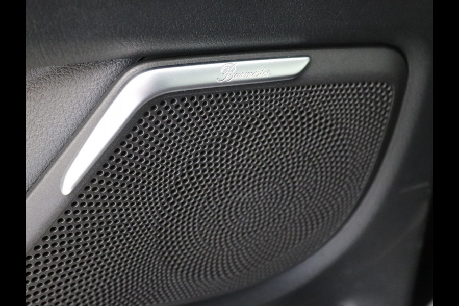 Mercedes-Benz V-Klasse 300d Extra Lang DC AMG Memory, Distronic, Trekhaak, Burmester
