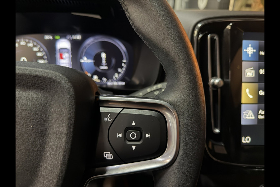 Volvo XC40 1.5 T5 Recharge Inscription Expression SOH 96%|Pano|CarPlay|ACC|Keyless|Elektr.Achterklep|Getint|LED|Rijklaar