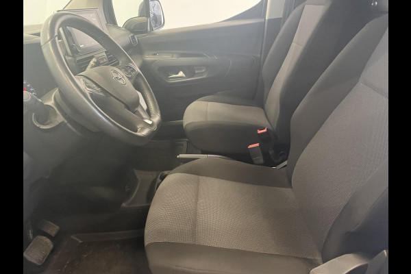 Opel Combo 130pk L1H1 Automaat Sport-Edition Airco Navi Parkeersensoren Trekhaak Cruise control