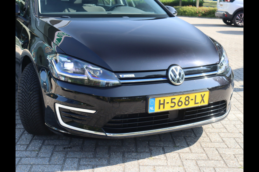Volkswagen e-Golf E-DITION Navi / Climate / Pdc / Elekramen / Adap-Cruise / App-connect / SOH 89.64% /  Voldoende Apk /