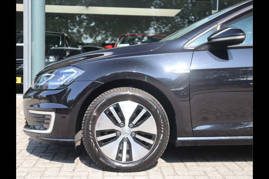 Volkswagen e-Golf E-DITION Navi / Climate / Pdc / Elekramen / Adap-Cruise / App-connect / SOH 89.64% /  Voldoende Apk /