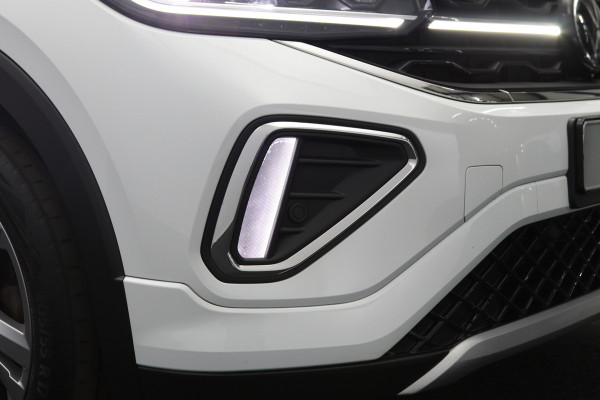 Volkswagen T-Cross 1.0 TSI 115 PK Automaat R-Line, Winterpakket, Digitale Cockpit, Carplay, Camera