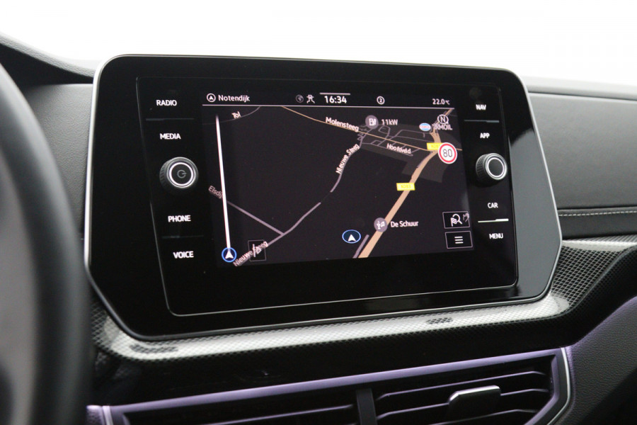 Volkswagen T-Cross 1.0 TSI 115 PK Automaat R-Line, Winterpakket, Digitale Cockpit, Carplay, Camera