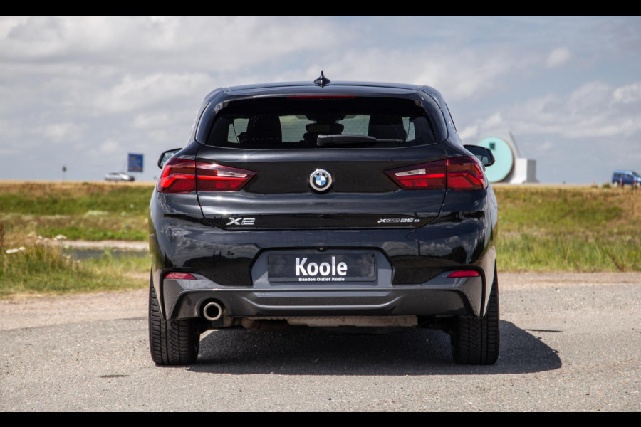 BMW X2 xDrive25e High Executive M PAKKET / CARPLAY / CRUISE CONTROLE / BRUIN LEER / STOELVERWARMING