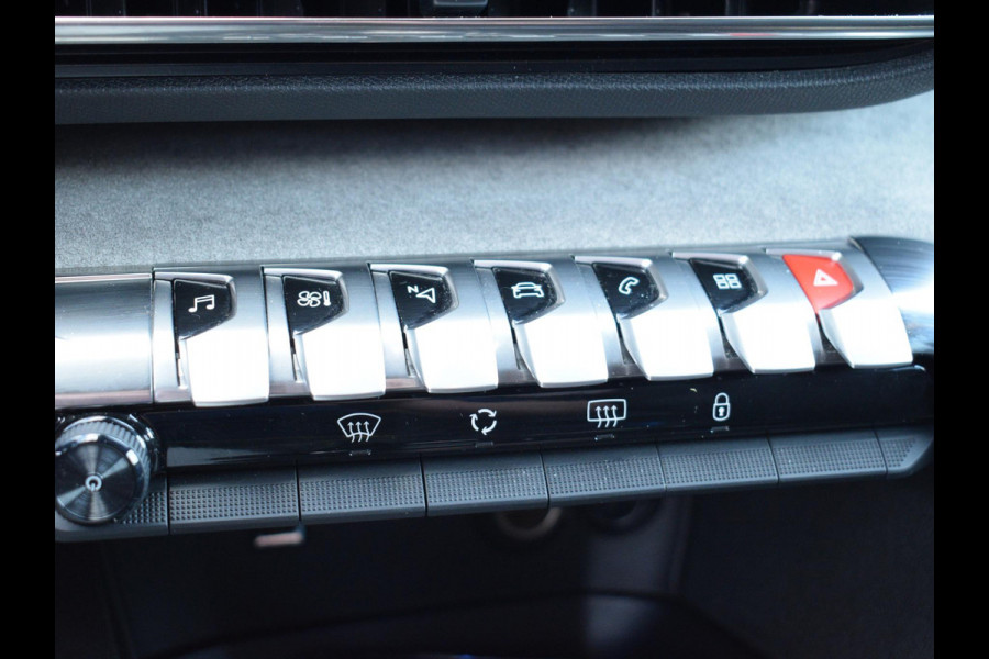 Peugeot 3008 1.2 Hybrid 136 GT | Afn. Trekhaak l 360 CAMERA MET SENSOREN | NAVIGATIE & CARPLAY | E.C.C. |