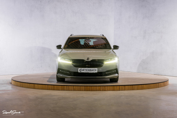 Škoda Superb Combi 1.5 TSI ACT Sportline Business | Steel Grey | Premium audio | Adaptieve cruise | Blis |