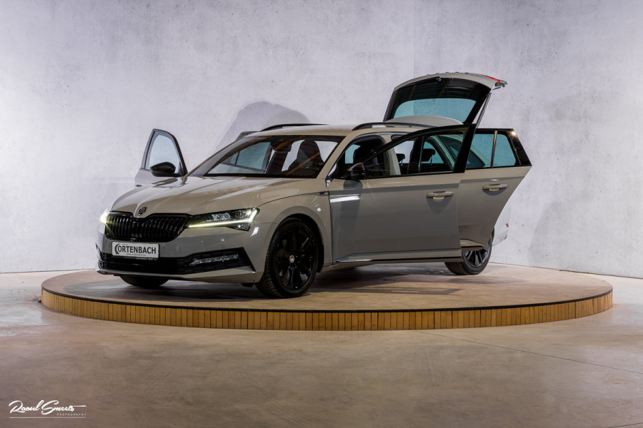 Škoda Superb Combi 1.5 TSI ACT Sportline Business | Steel Grey | Premium audio | Adaptieve cruise | Blis |