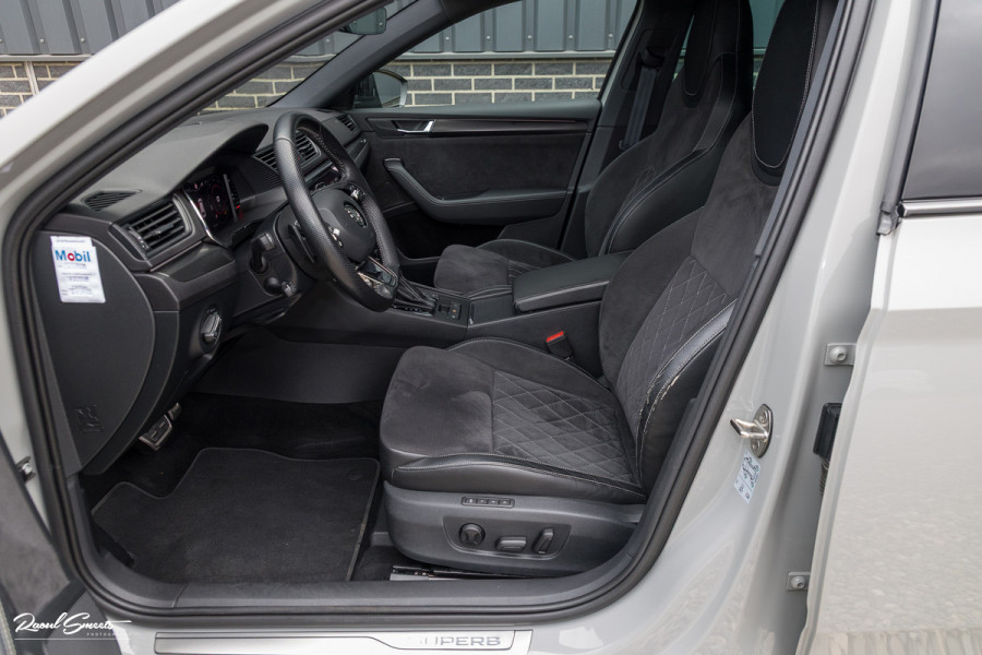 Škoda Superb Combi 1.5 TSI ACT Sportline Business | Steel Grey | Premium audio | Adaptieve cruise | Blis |