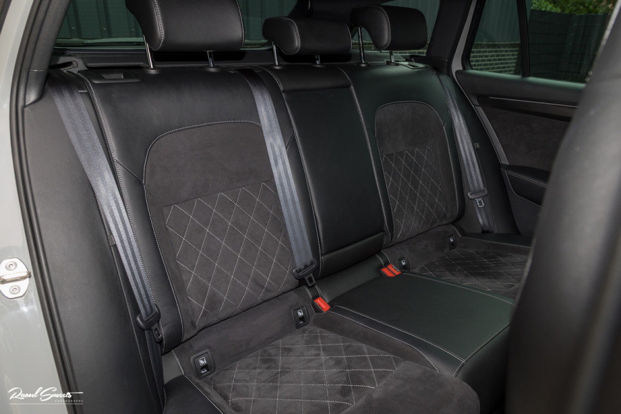Škoda Superb Combi 1.5 TSI ACT Sportline Business | Steel Grey | Premium audio | Adaptieve cruise | Blis |