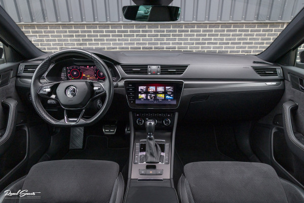 Škoda Superb Combi 1.5 TSI ACT Sportline Business | Steel Grey | Premium audio | Adaptieve cruise | Blis |