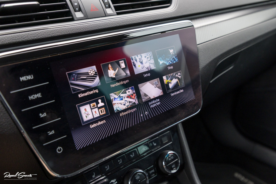 Škoda Superb Combi 1.5 TSI ACT Sportline Business | Steel Grey | Premium audio | Adaptieve cruise | Blis |