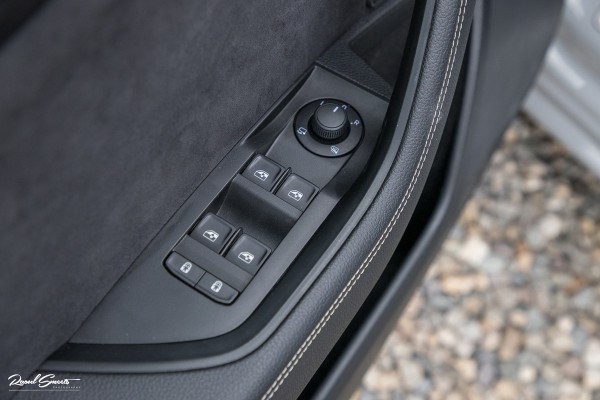 Škoda Superb Combi 1.5 TSI ACT Sportline Business | Steel Grey | Premium audio | Adaptieve cruise | Blis |