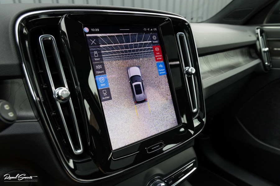 Volvo XC40 Recharge Twin Ultimate 78 kWh | Zwenkbare trekhaak | Panorama dak | Adaptieve cruise | Blis | Memory | Harman Kardon |