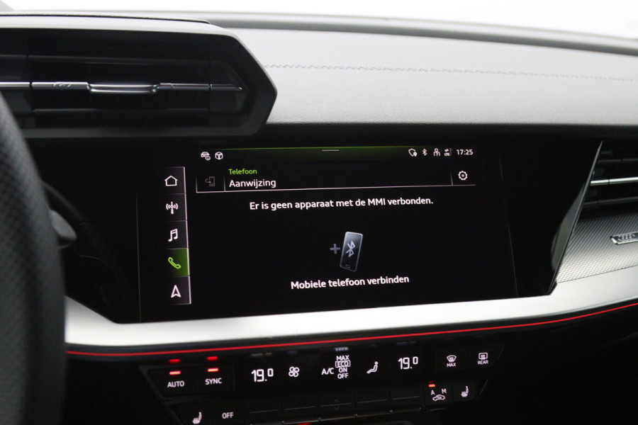 Audi A3 Sportback 45 TFSI e 245 PK S-Line Edition Competition PHEV, Camera, Sfeerverlichting, RS-Sportstoelen, Winterpakket, Carplay
