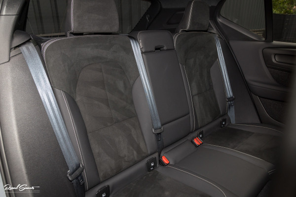 Volvo XC40 Recharge Plus 70 kWh | Adaptieve cruise | Blis | 20 Inch | Leder/Alcantara |