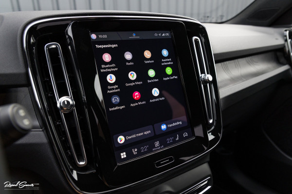 Volvo XC40 Recharge Plus 70 kWh | Adaptieve cruise | Blis | 20 Inch | Leder/Alcantara |