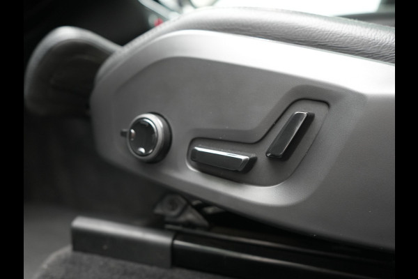 Volvo XC60 T6 PHEV AWD R-Design 350pk Dealer O.H | Trekhaak Af Fabriek | Panodak | Adaptive Cruise | Harman / Kardon | Camera | Lederen Sportstoelen Memory & Verwarmd | Keyless | Apple Carplay | Pilot Assist | Google Assistant & Maps | Stuurverwarming | Virtual | Navigatie | DAB | 20"L.M | Plug In Hybrid |