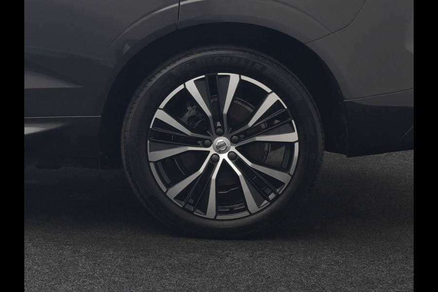 Volvo XC60 T6 PHEV AWD R-Design 350pk Dealer O.H | Trekhaak Af Fabriek | Panodak | Adaptive Cruise | Harman / Kardon | Camera | Lederen Sportstoelen Memory & Verwarmd | Keyless | Apple Carplay | Pilot Assist | Google Assistant & Maps | Stuurverwarming | Virtual | Navigatie | DAB | 20"L.M | Plug In Hybrid |