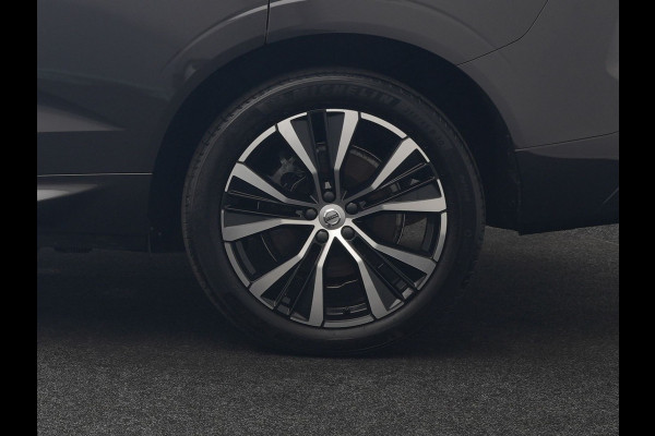 Volvo XC60 T6 PHEV AWD R-Design 350pk Dealer O.H | Trekhaak Af Fabriek | Panodak | Adaptive Cruise | Harman / Kardon | Camera | Lederen Sportstoelen Memory & Verwarmd | Keyless | Apple Carplay | Pilot Assist | Google Assistant & Maps | Stuurverwarming | Virtual | Navigatie | DAB | 20"L.M | Plug In Hybrid |