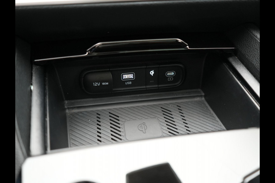 Kia Sportage 1.6 T-GDi Spirit PHEV 266pk Dealer O.H | Panodak | Adaptive Cruise | 360 Camera | Sportstoelen Verwarmd | Apple Carplay | Keyless | BLIS | Stuurverwarming | Pilot Assist | Virtual | Navigatie | DAB | 19"L.M | Plug In Hybrid |