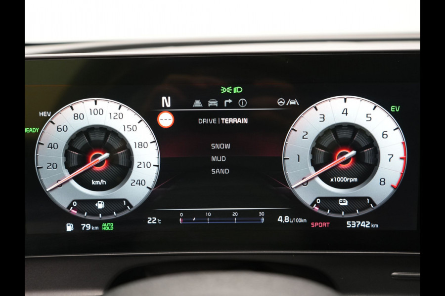 Kia Sportage 1.6 T-GDi Spirit PHEV 266pk Dealer O.H | Panodak | Adaptive Cruise | 360 Camera | Sportstoelen Verwarmd | Apple Carplay | Keyless | BLIS | Stuurverwarming | Pilot Assist | Virtual | Navigatie | DAB | 19"L.M | Plug In Hybrid |