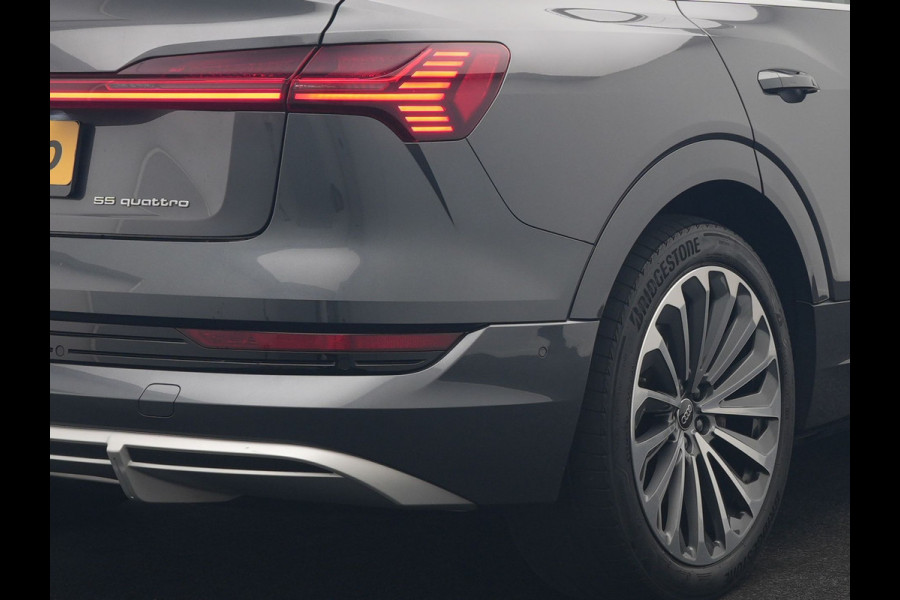 Audi e-tron Sportback 55 quattro S Line 95 kWh 408pk Dealer O.H | Trekhaak Afn. | Adaptive Cruise | Camera | Bang & Olufsen | Alcantara Sportstoelen Memory & Verwarmd | Keyless | Apple Carplay | BLIS | Navigatie | Virtual | DAB | 21"L.M |