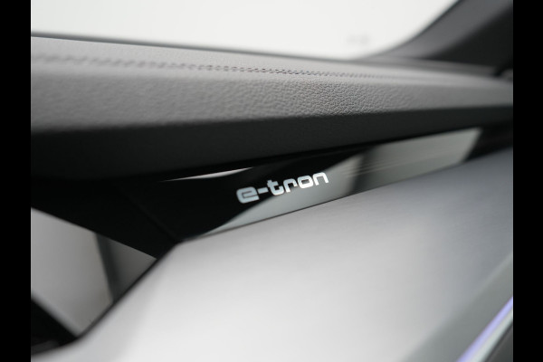 Audi e-tron Sportback 55 quattro S Line 95 kWh 408pk Dealer O.H | Trekhaak Afn. | Adaptive Cruise | Camera | Bang & Olufsen | Alcantara Sportstoelen Memory & Verwarmd | Keyless | Apple Carplay | BLIS | Navigatie | Virtual | DAB | 21"L.M |
