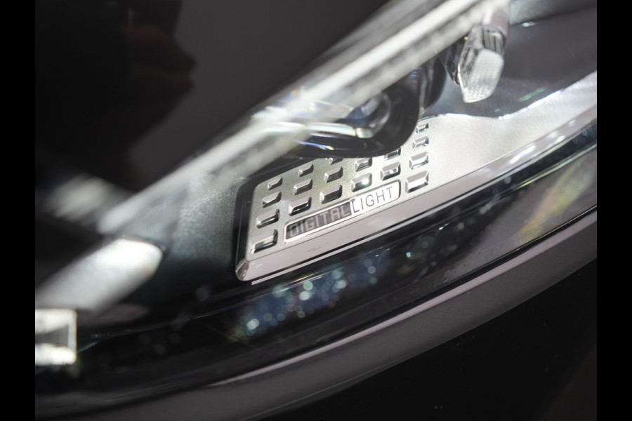 Mercedes-Benz C-Klasse Estate 300 e Avantgarde 313pk Dealer O.H | Trekhaak Af Fabriek | Panodak | Adaptive Cruise | 360 Camera | Digital LED | Lederen Sportstoelen Memory & Ventilatie | Keyless | Apple Carplay | Stoelverwarming | Pilot Assist | Stuurverwarming | Virtual | Sfeerverlichting | Navigatie | DAB | 18"L.M | Plug In Hybrid |