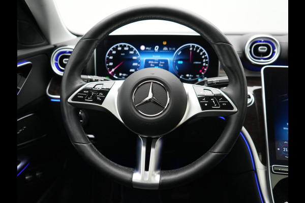 Mercedes-Benz C-Klasse Estate 300 e Avantgarde 313pk Dealer O.H | Trekhaak Af Fabriek | Panodak | Adaptive Cruise | 360 Camera | Digital LED | Lederen Sportstoelen Memory & Ventilatie | Keyless | Apple Carplay | Stoelverwarming | Pilot Assist | Stuurverwarming | Virtual | Sfeerverlichting | Navigatie | DAB | 18"L.M | Plug In Hybrid |