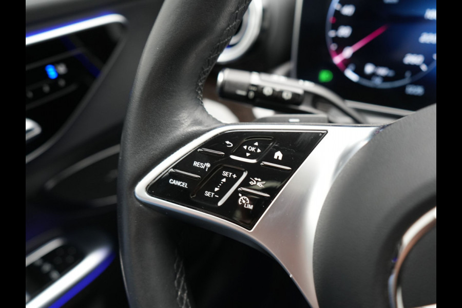 Mercedes-Benz C-Klasse Estate 300 e Avantgarde 313pk Dealer O.H | Trekhaak Af Fabriek | Panodak | Adaptive Cruise | 360 Camera | Digital LED | Lederen Sportstoelen Memory & Ventilatie | Keyless | Apple Carplay | Stoelverwarming | Pilot Assist | Stuurverwarming | Virtual | Sfeerverlichting | Navigatie | DAB | 18"L.M | Plug In Hybrid |