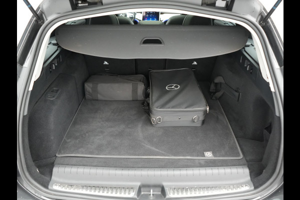 Mercedes-Benz C-Klasse Estate 300 e Avantgarde 313pk Dealer O.H | Trekhaak Af Fabriek | Panodak | Adaptive Cruise | 360 Camera | Digital LED | Lederen Sportstoelen Memory & Ventilatie | Keyless | Apple Carplay | Stoelverwarming | Pilot Assist | Stuurverwarming | Virtual | Sfeerverlichting | Navigatie | DAB | 18"L.M | Plug In Hybrid |