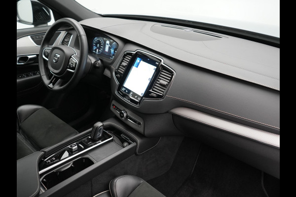Volvo XC90 T8 Recharge AWD R-Design Long Range PHEV 456pk Dealer O.H | Adaptive Cruise | Camera | Lederen Sportstoelen Memory & Verwarmd | Apple Carplay | Keyless | BLIS | Pilot Assist | Stuurverwarming | Virtual | Navigatie | DAB | 20"L.M | Plug In Hybrid |