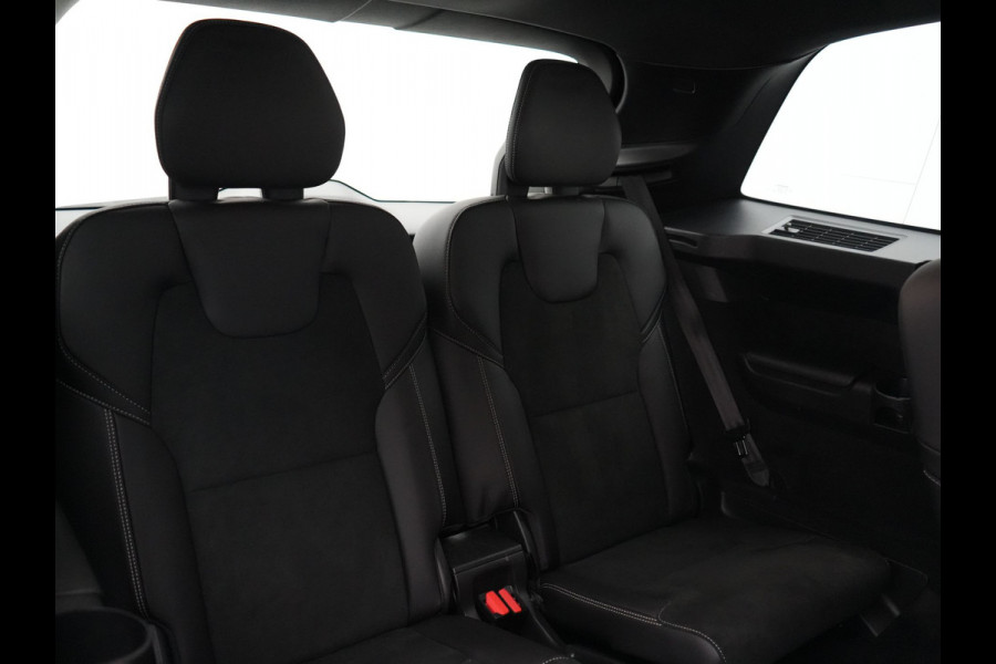 Volvo XC90 T8 Recharge AWD R-Design Long Range PHEV 456pk Dealer O.H | Adaptive Cruise | Camera | Lederen Sportstoelen Memory & Verwarmd | Apple Carplay | Keyless | BLIS | Pilot Assist | Stuurverwarming | Virtual | Navigatie | DAB | 20"L.M | Plug In Hybrid |