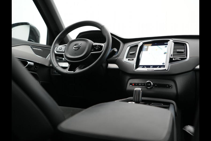 Volvo XC90 T8 Recharge AWD R-Design Long Range PHEV 456pk Dealer O.H | Adaptive Cruise | Camera | Lederen Sportstoelen Memory & Verwarmd | Apple Carplay | Keyless | BLIS | Pilot Assist | Stuurverwarming | Virtual | Navigatie | DAB | 20"L.M | Plug In Hybrid |