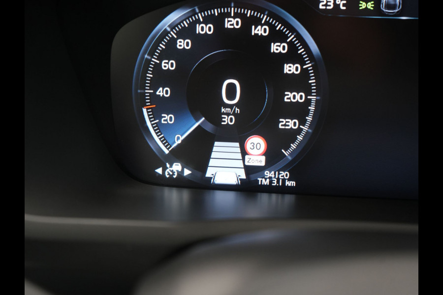 Volvo XC90 T8 Recharge AWD R-Design Long Range PHEV 456pk Dealer O.H | Adaptive Cruise | Camera | Lederen Sportstoelen Memory & Verwarmd | Apple Carplay | Keyless | BLIS | Pilot Assist | Stuurverwarming | Virtual | Navigatie | DAB | 20"L.M | Plug In Hybrid |