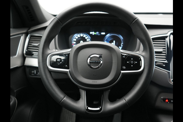 Volvo XC90 T8 Recharge AWD R-Design Long Range PHEV 456pk Dealer O.H | Adaptive Cruise | Camera | Lederen Sportstoelen Memory & Verwarmd | Apple Carplay | Keyless | BLIS | Pilot Assist | Stuurverwarming | Virtual | Navigatie | DAB | 20"L.M | Plug In Hybrid |