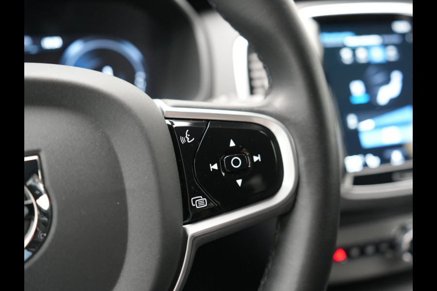 Volvo XC90 T8 Recharge AWD R-Design Long Range PHEV 456pk Dealer O.H | Adaptive Cruise | Camera | Lederen Sportstoelen Memory & Verwarmd | Apple Carplay | Keyless | BLIS | Pilot Assist | Stuurverwarming | Virtual | Navigatie | DAB | 20"L.M | Plug In Hybrid |